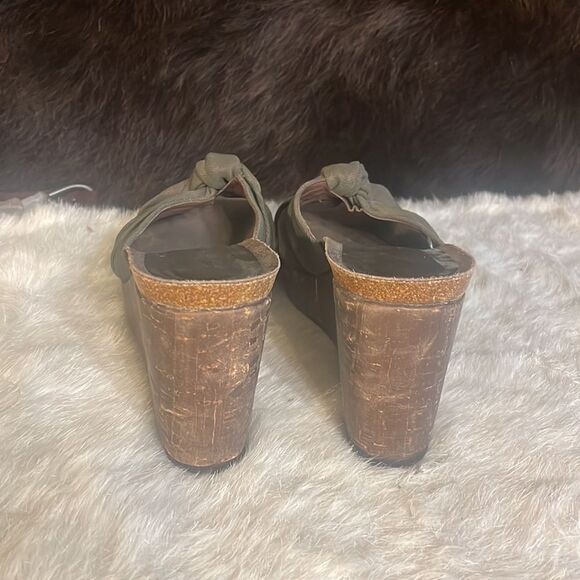 Donald pliner wedge shoes 8.5 (5502) - Picture 5 of 10